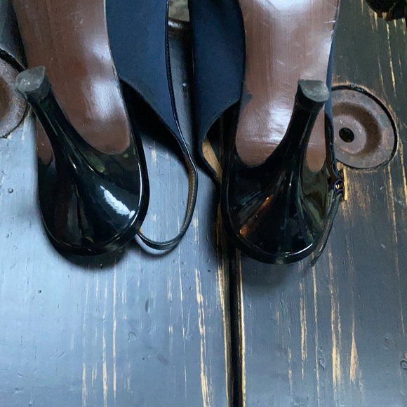 Stuart Weitzman Navy Heels with Brass Accents - Picture 8 of 10